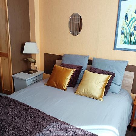 Chambre Dans Le Centre Historique Pont-Audemer Eksteriør billede